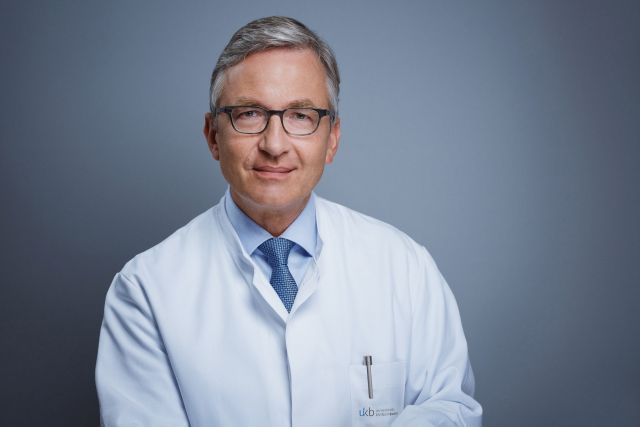 Porträtfoto Frank G. Holz