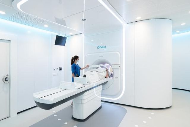 MR-LINAC