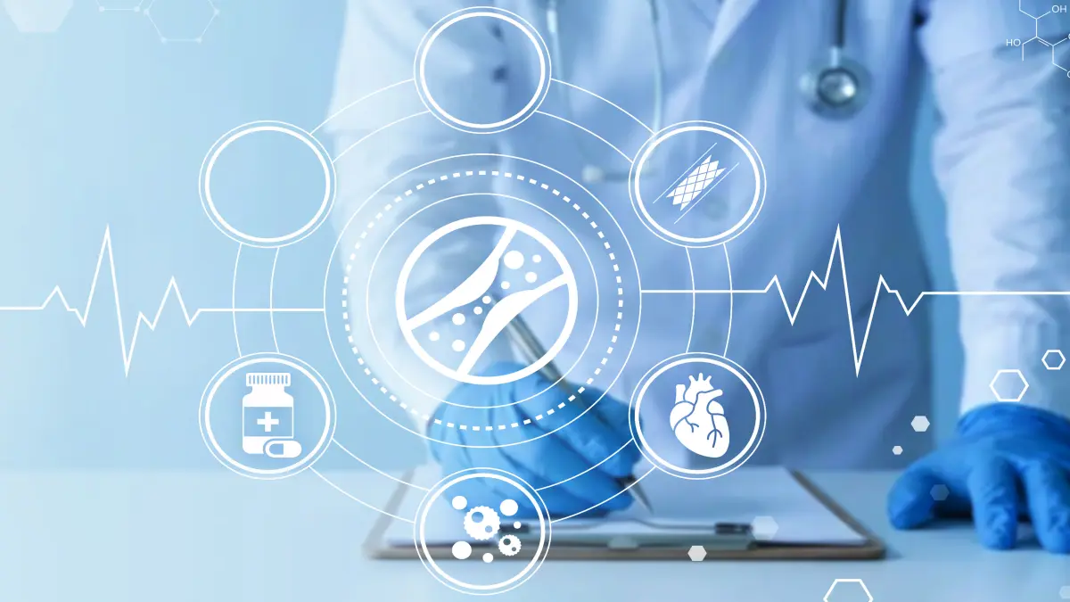 Medizinische Fachkraft mit Stethoskop und Klemmbrett, Icons für Arterie, Herz und Medikament als Symbol für kardiovaskuläres Risikomanagement